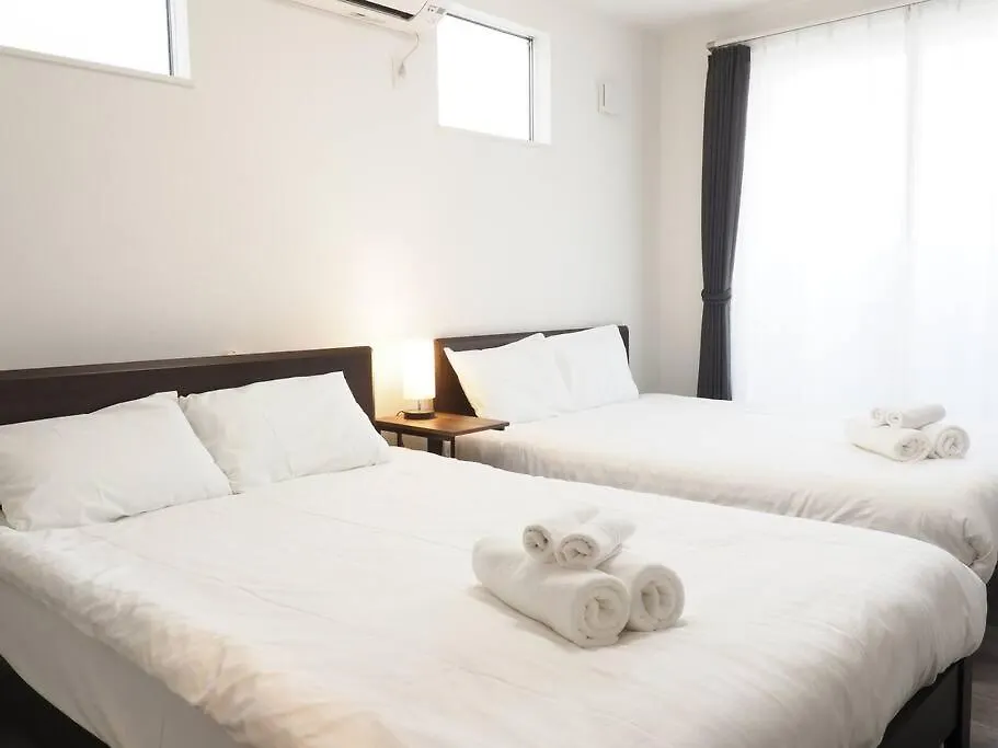 Guest House Earth【The Moon & The Sun】 Sapporo Japan
